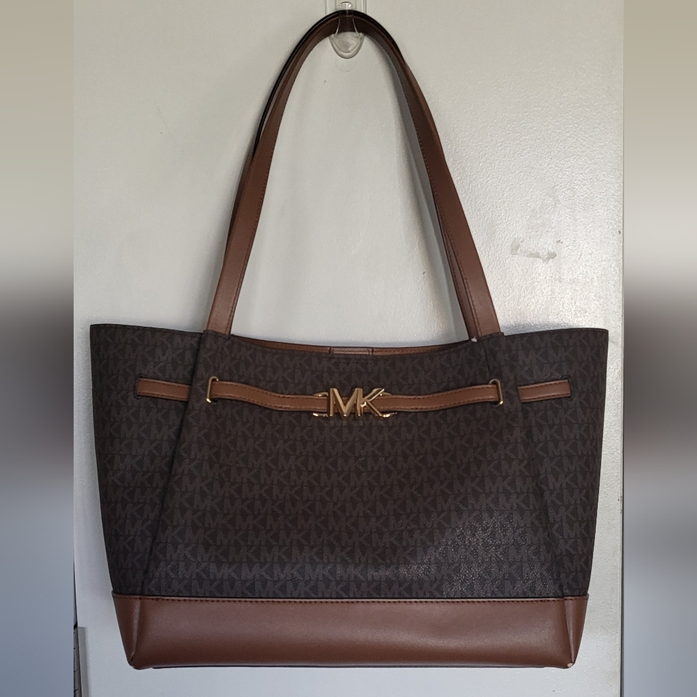Micheal kors tote